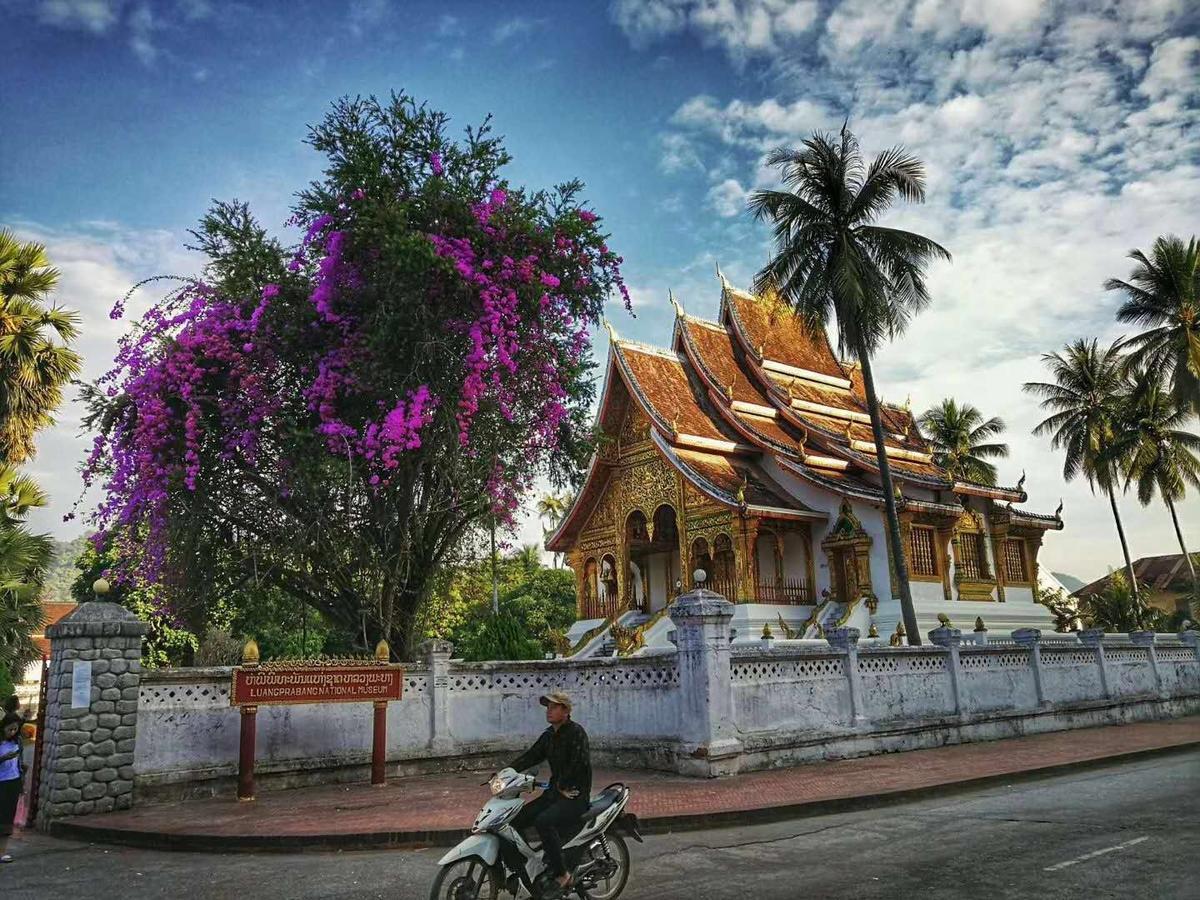 Wisdom Laos Hotel Luang Prabang Exterior photo